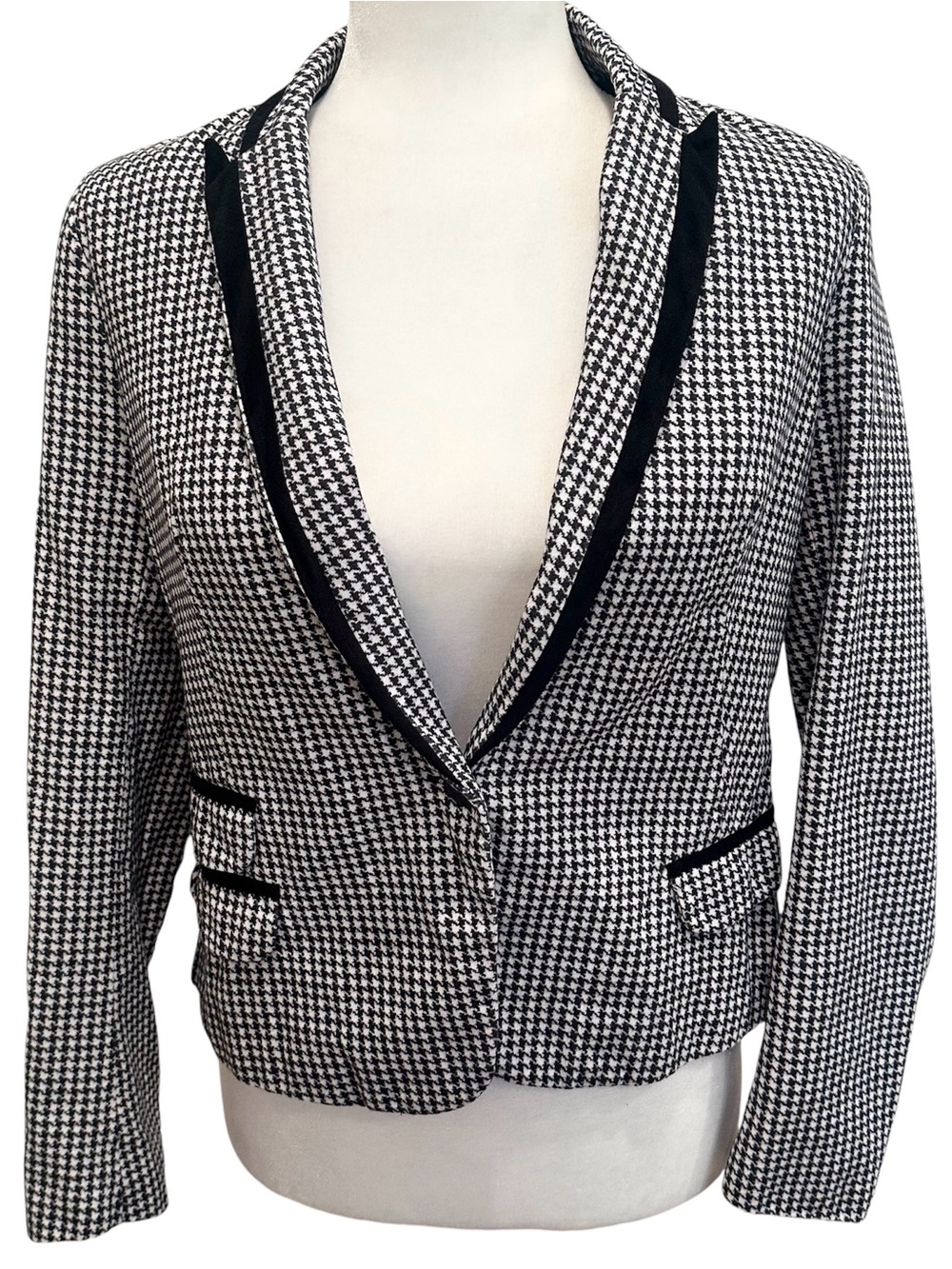 Stradivarius Black & White Houndstooth Blazer Size M